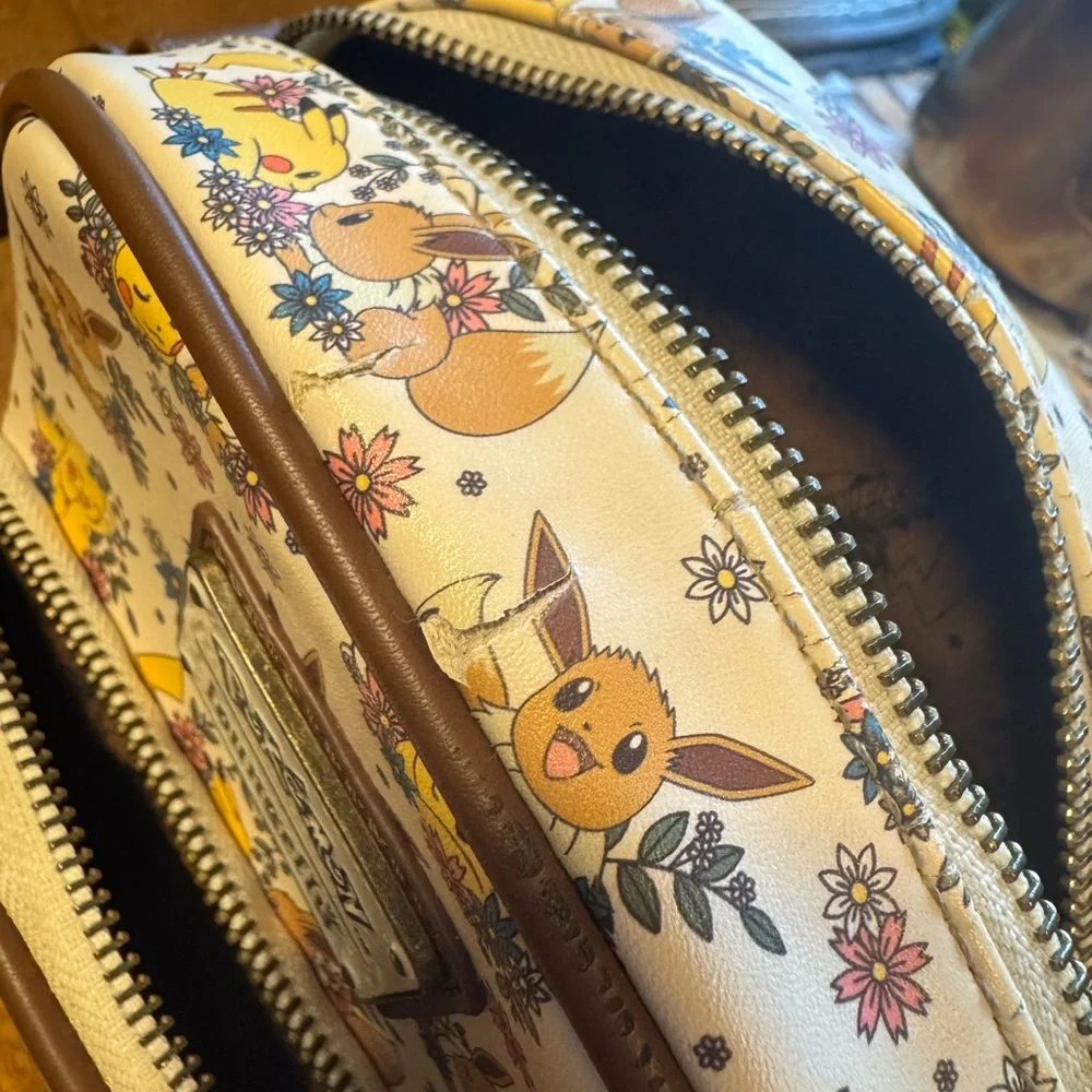 Loungefly Pokémon Pikachu and Eevee Floral Crossbody Bag - Picture 5 of 7